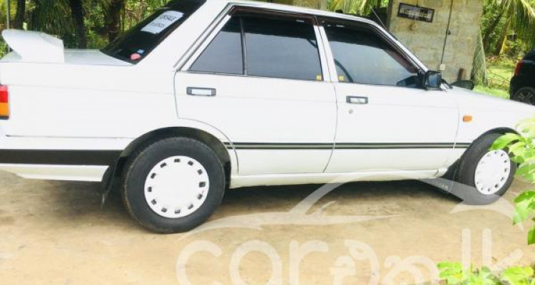 NISSAN SUNNY B12 1986
