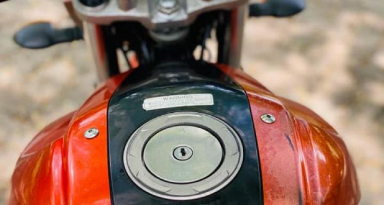 YAMAHA FZ 2008