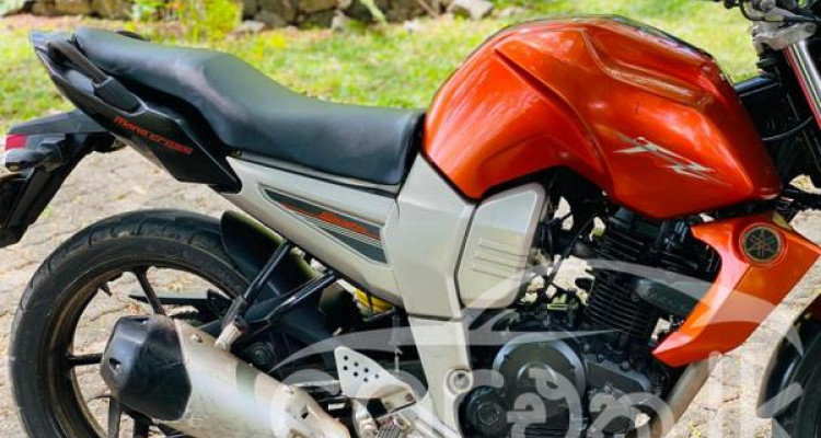 YAMAHA FZ 2008