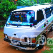 TOYOTA HIACE 1986