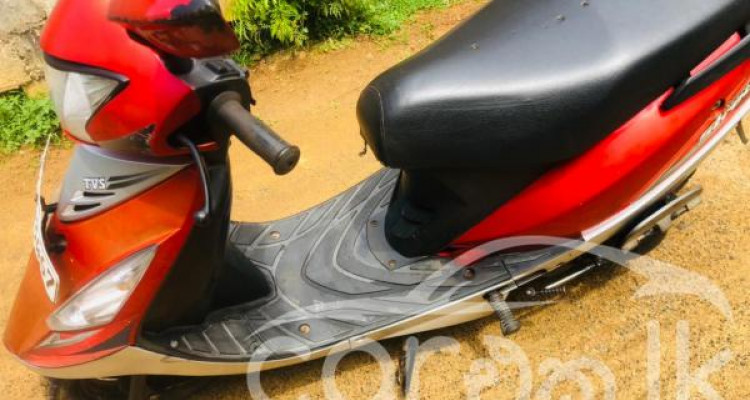 TVS SCOOTY STREAK 2011