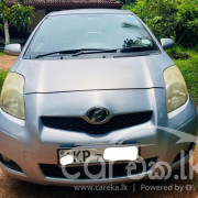 TOYOTA VITZ 2008
