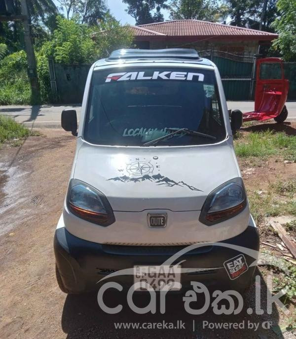 BAJAJ QUTE 2018