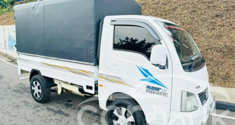 TATA SUPER ACE 2014