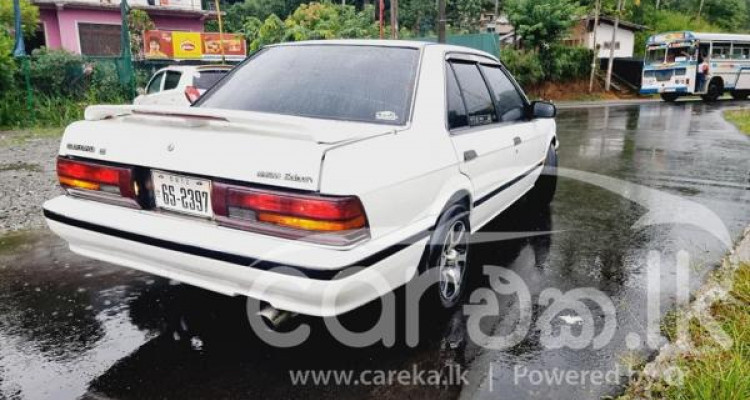 NISSAN BLUEBIRD SU12 1992