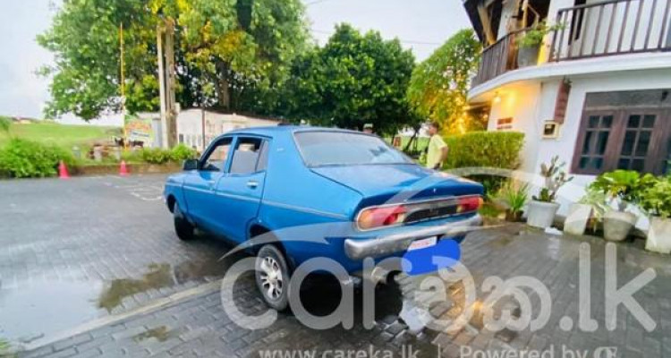 NISSAN SUNNY B211 1976