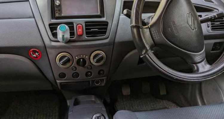 SUZUKI LIANA 2003