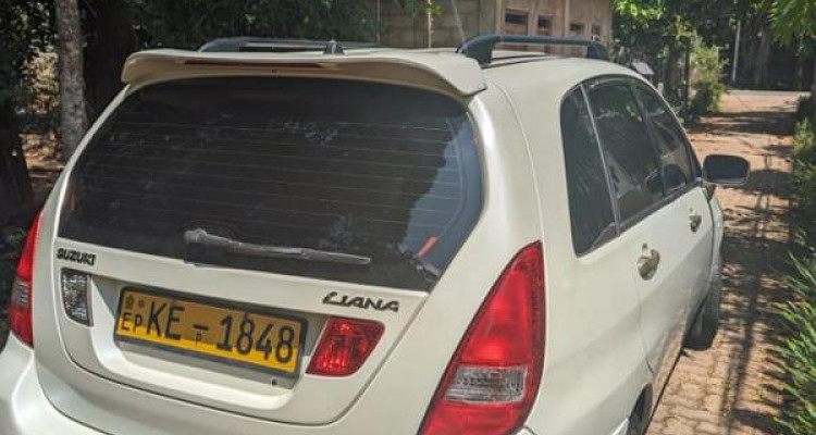 SUZUKI LIANA 2003