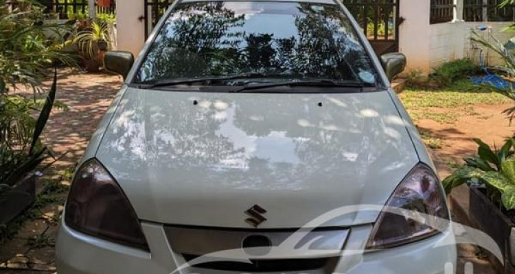 SUZUKI LIANA 2003