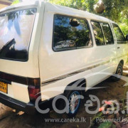 NISSAN LARGO 1990