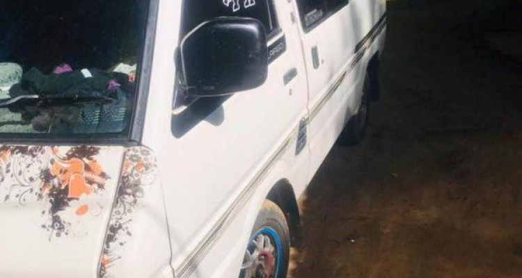 NISSAN LARGO 1990