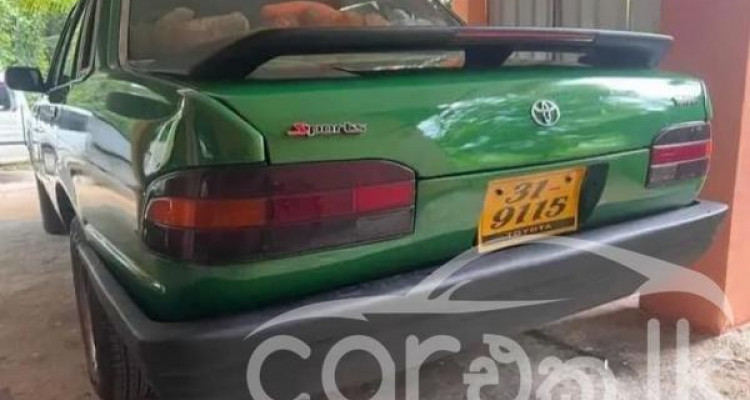 TOYOTA CRESSIDA 1982