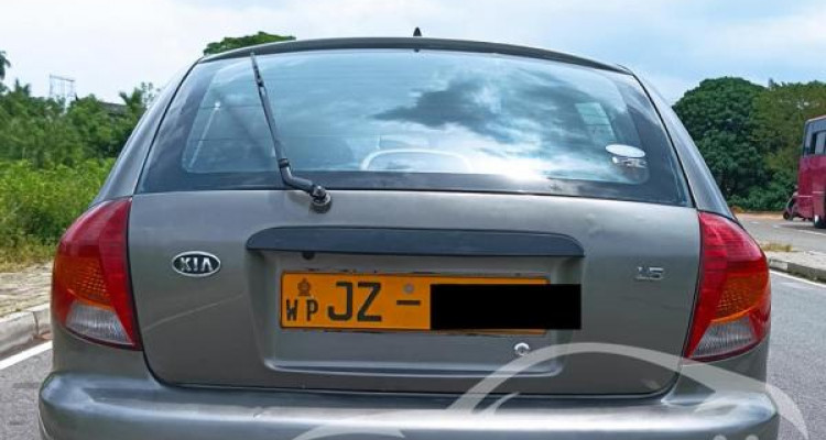 KIA RIO 2001
