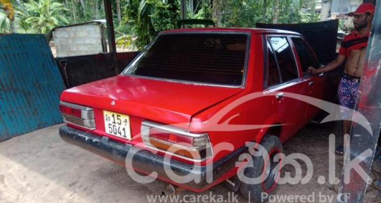 MAZDA FAMILIA 323 1985