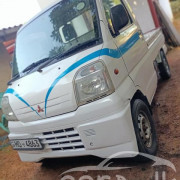 MITSUBISHI U60 2000