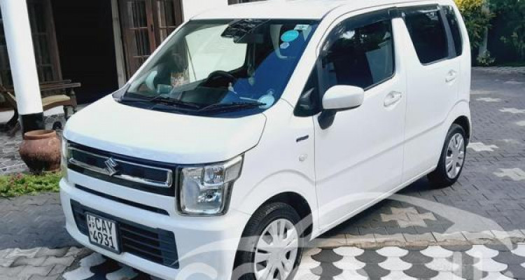 SUZUKI WAGON R FX 2018