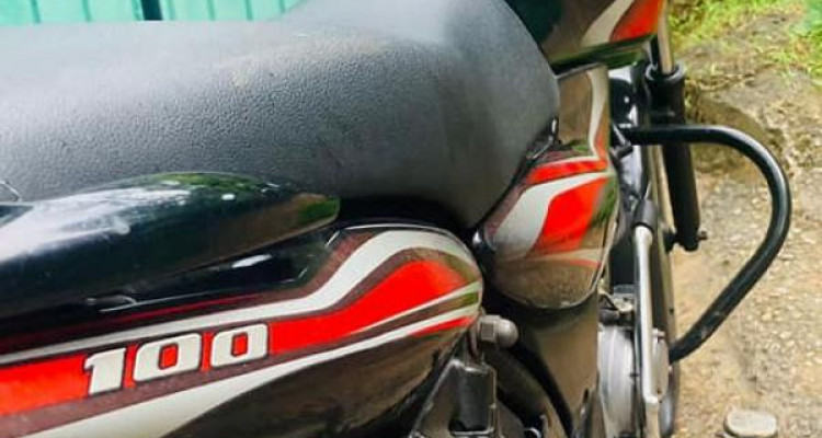 BAJAJ DISCOVER 100 2013