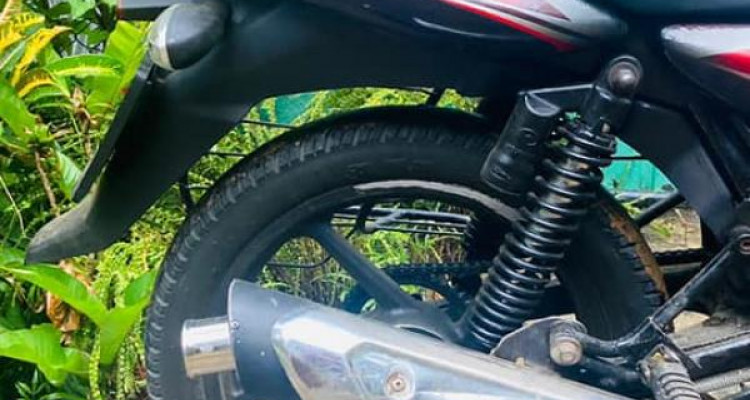 BAJAJ DISCOVER 100 2013
