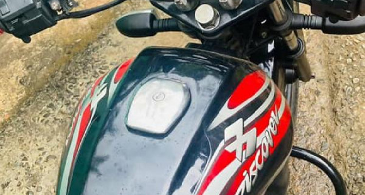 BAJAJ DISCOVER 100 2013