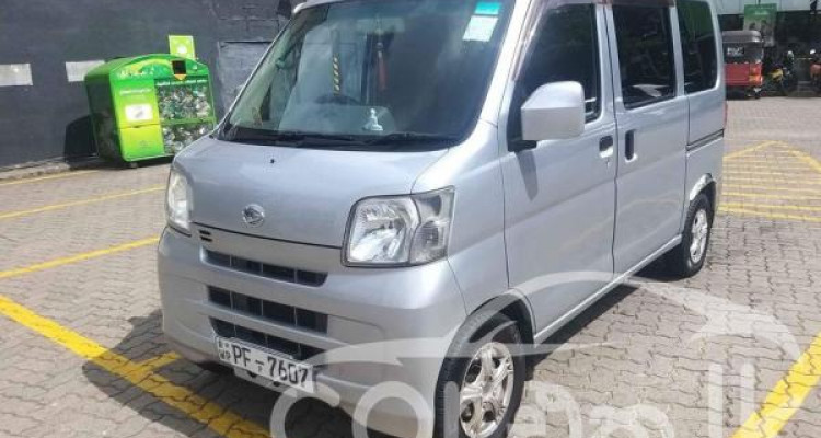 DAIHATSU HIJET 2011