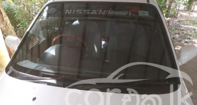 NISSAN MARCH 2000