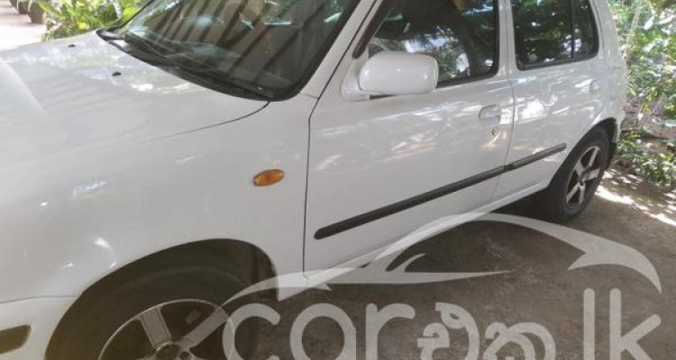 NISSAN MARCH 2000