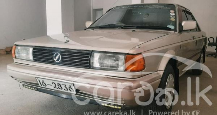 NISSAN TRAD SUNNY 1988