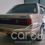 NISSAN TRAD SUNNY 1988
