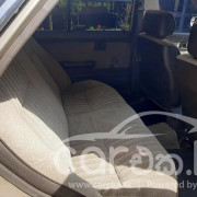 NISSAN TRAD SUNNY 1988
