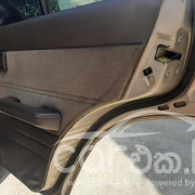 NISSAN TRAD SUNNY 1988