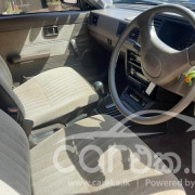 NISSAN TRAD SUNNY 1988