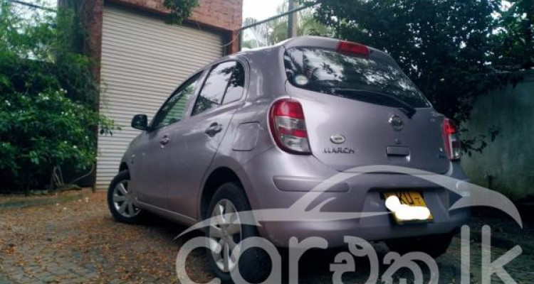 NISSAN MARCH 2010