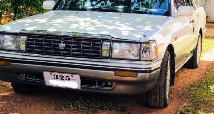 TOYOTA CROWN 1991
