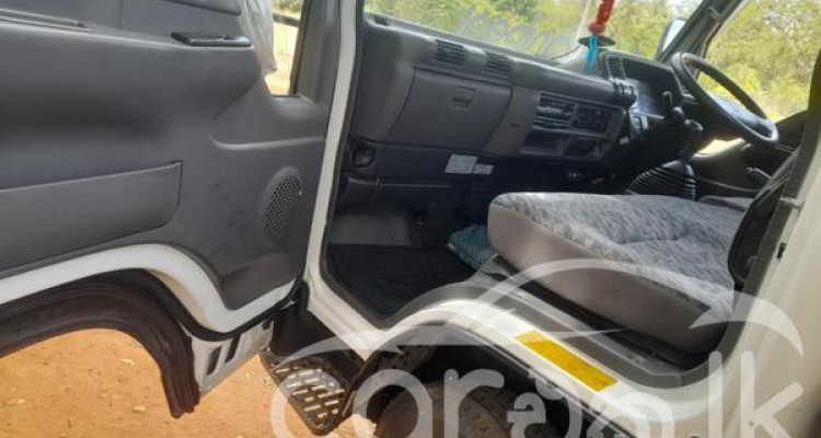 ISUZU ELF 1995