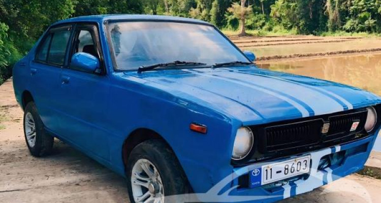 TOYOTA COROLLA 1977