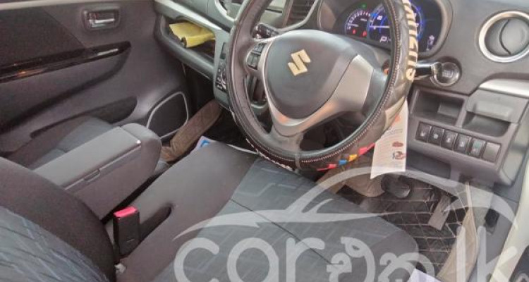 SUZUKI WAGON R 2015