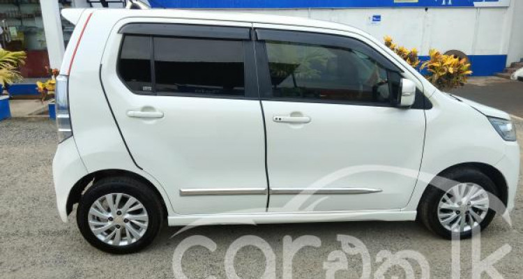 SUZUKI WAGON R 2015