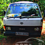 TOYOTA HIACE 1998