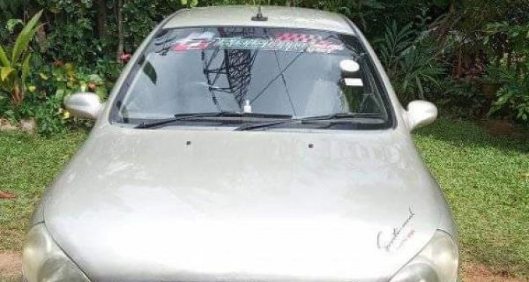 KIA RIO 2002