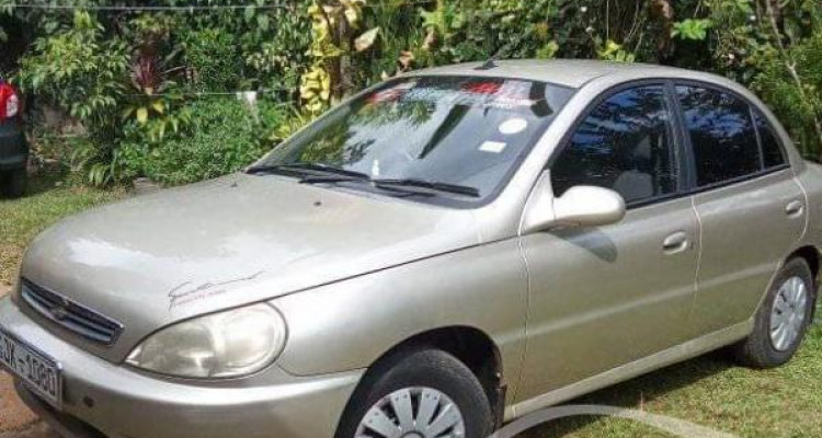KIA RIO 2002