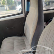 MITSUBISHI MINICAB 2000