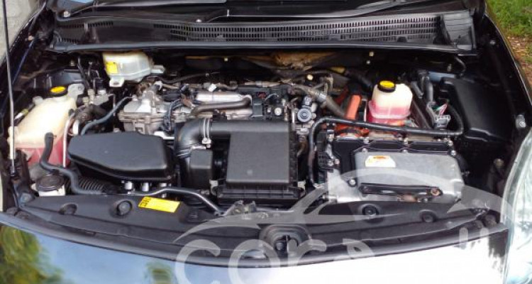 TOYOTA PRIUS 2010