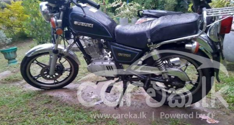 SUZUKI GN125 2015