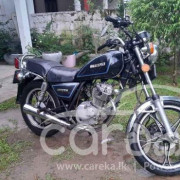 SUZUKI GN125 2015