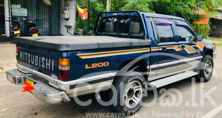 MITSUBISHI L200 2001
