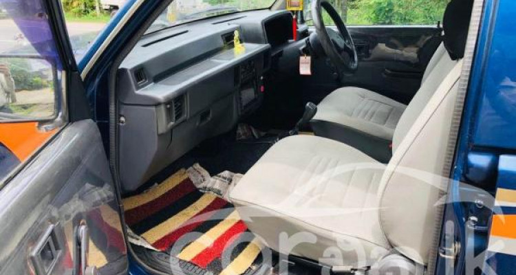 MITSUBISHI L200 2001
