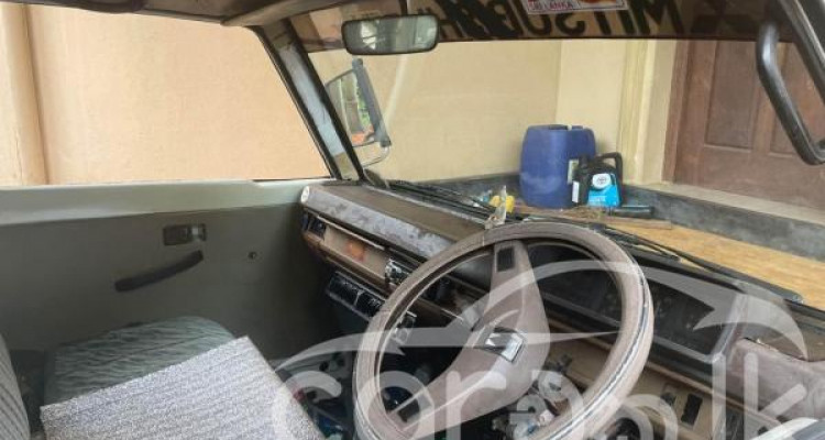 MITSUBISHI DELICA L300 1980