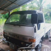 TOYOTA DYNA 1977