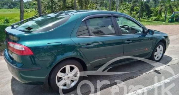 RENAULT LAGUNA 2004