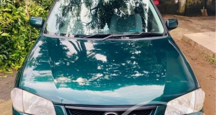 MAZDA FAMILIA 323 1999